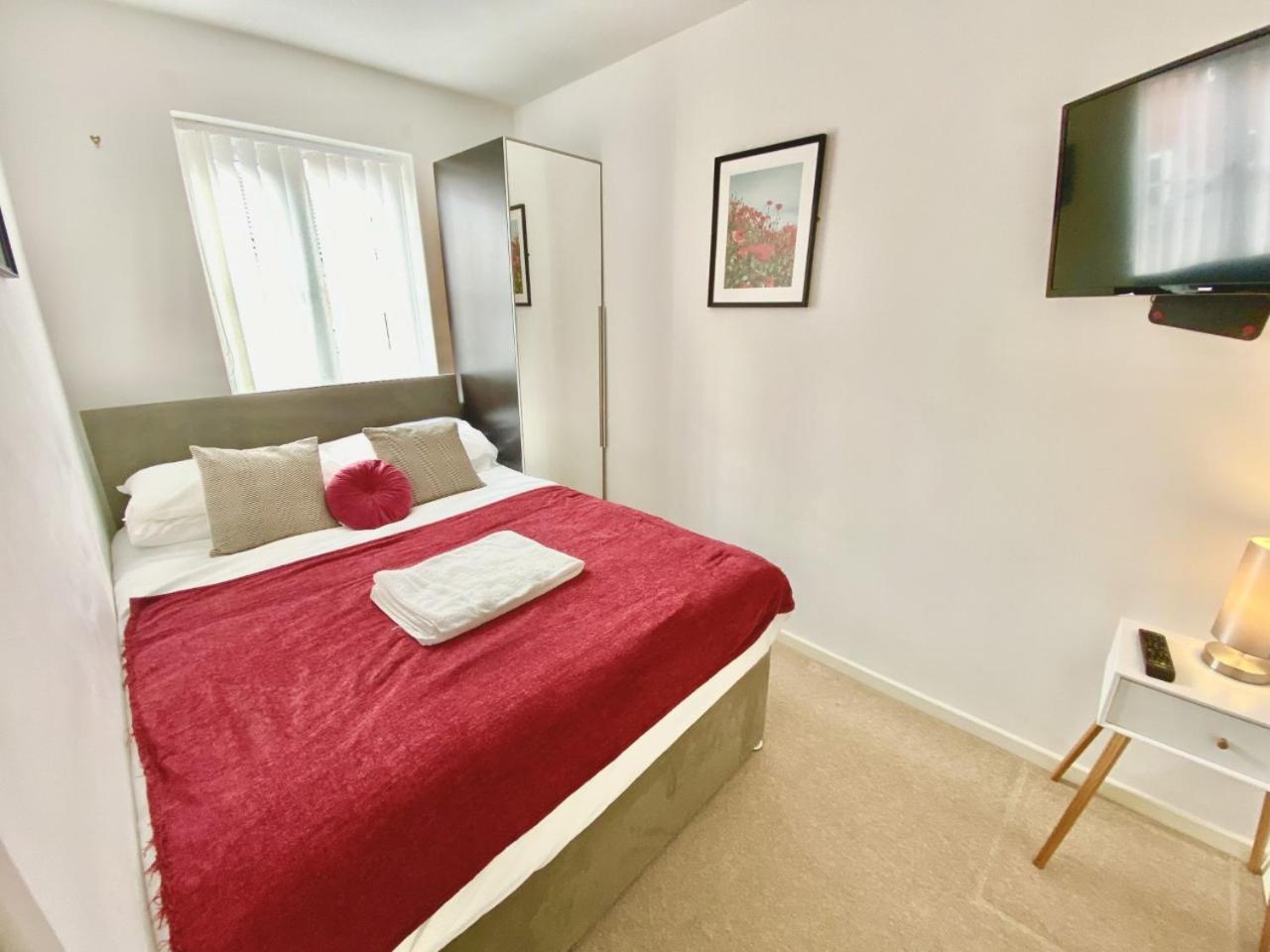 Walsall Group Accommodation Exteriér fotografie