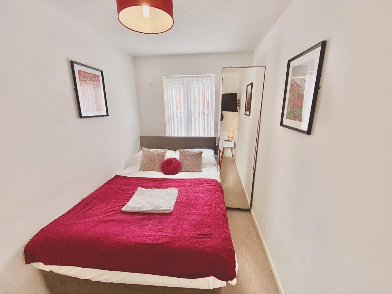 Walsall Group Accommodation Exteriér fotografie