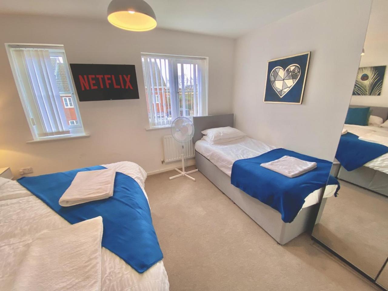 Walsall Group Accommodation Exteriér fotografie